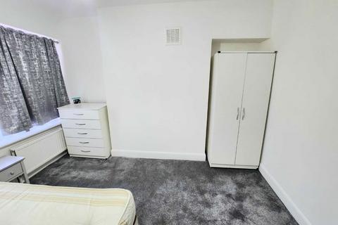 1 bedroom flat to rent, Birnam Road, London N4