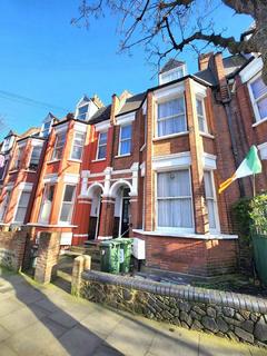 1 bedroom flat to rent, Birnam Road, London N4