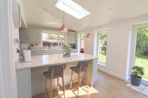 5 bedroom detached house for sale, Wendover Drive, Hinckley, Leicestershire, LE10 1UQ