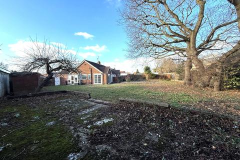 3 bedroom bungalow for sale, Oak Way, Feltham, TW14