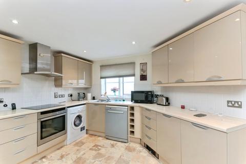 2 bedroom flat for sale, Eugene Way, Eastbourne BN23