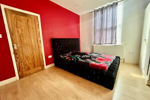 undefined, Harlech Road, LEEDS