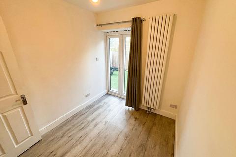 undefined, Eastwood Road, Ilford, IG3