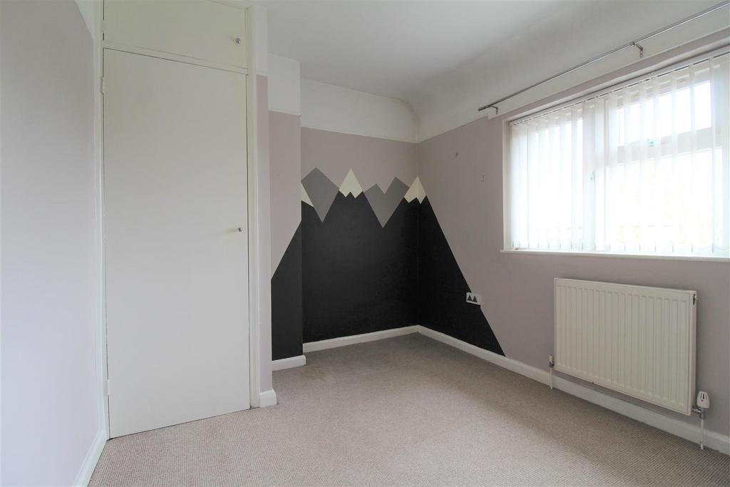 7 Bedroom 2.JPG