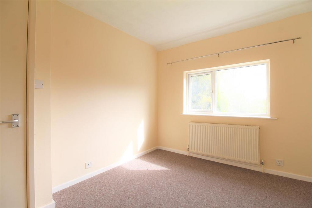 8 Bedroom 2.JPG