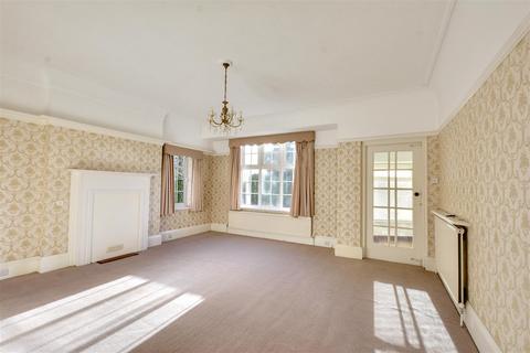 undefined, Beeston Fields Drive, Beeston, Nottingham, NG9 3NP