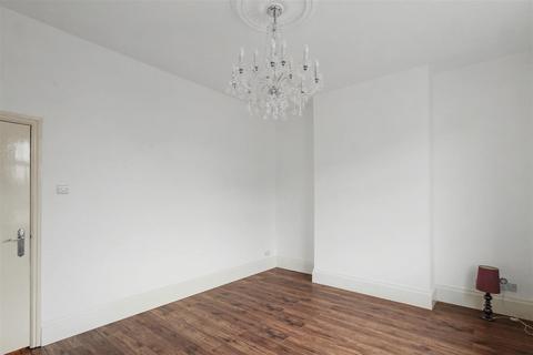 undefined, Queens Road, Beeston, Nottingham