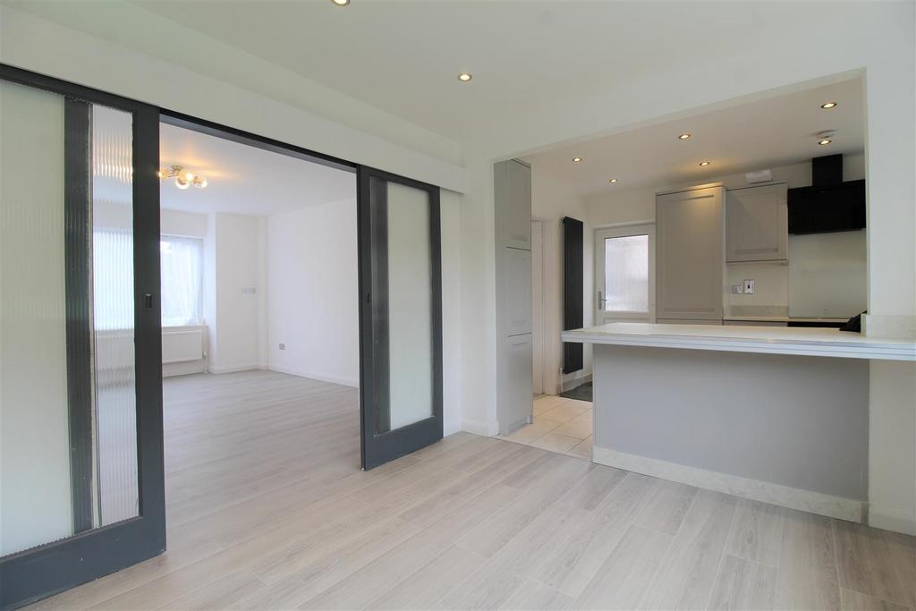 8 Dining to Kitchen.JPG