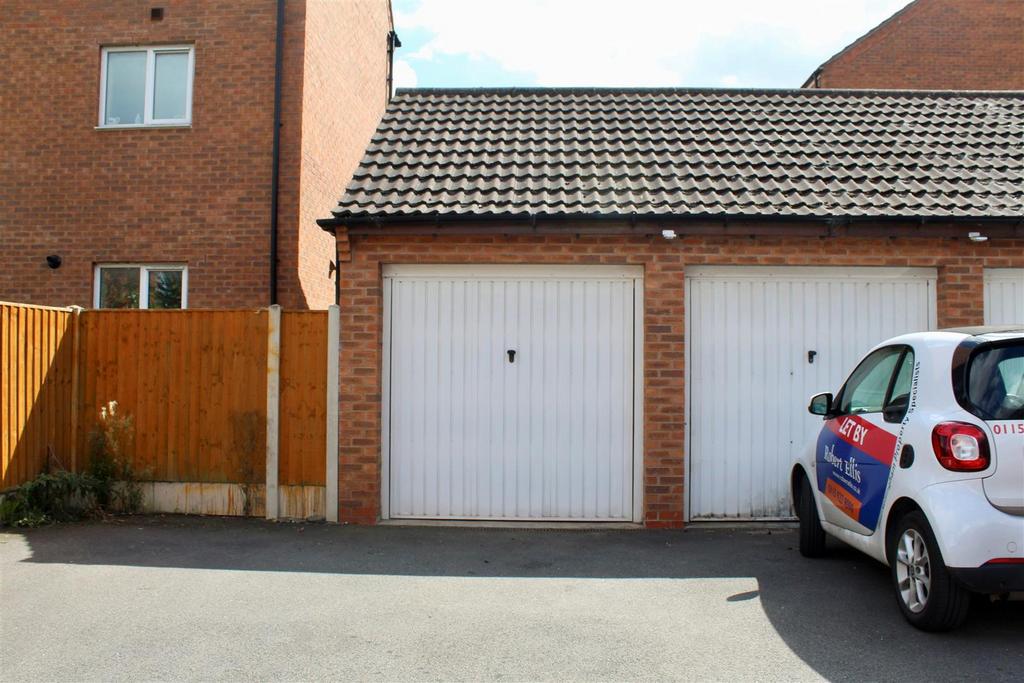 Garage.jpg