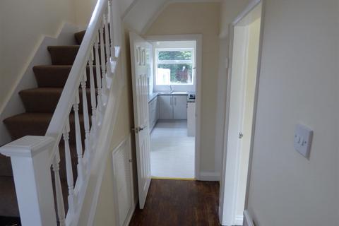 3 bedroom semi-detached house to rent, Charlbury Road, Wollaton, Nottingham, NG8 1NH