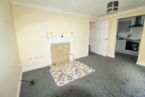 2 bedroom apartment to rent, Park View Court, Chilwell, NG9 4EF