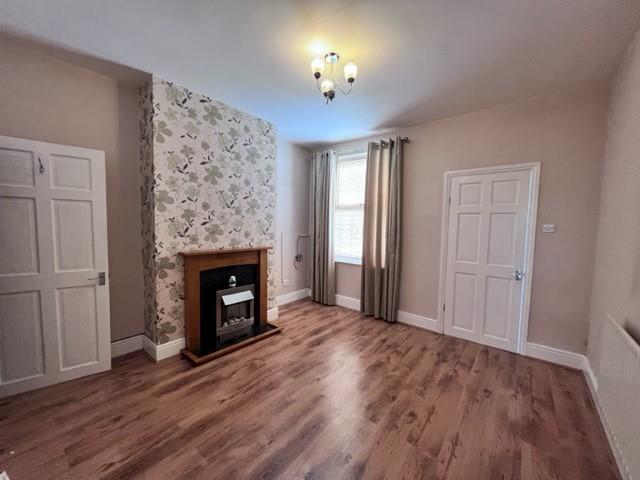 12 Traf dining room.jpg