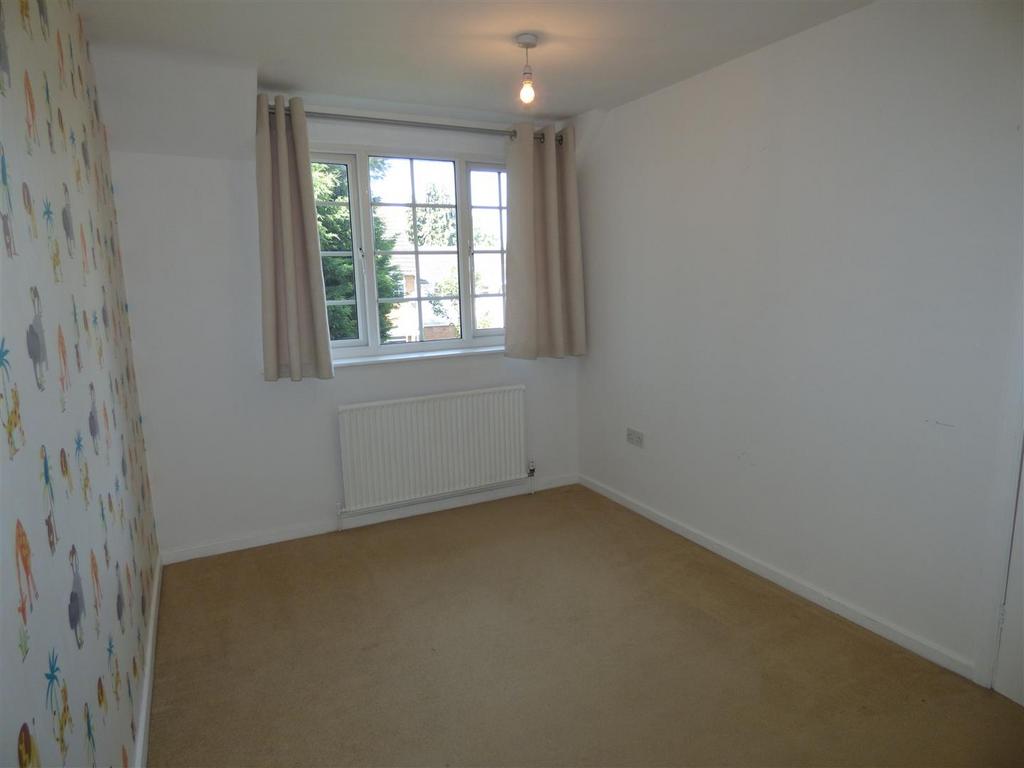 10 Kensington Close bedroom two.JPG