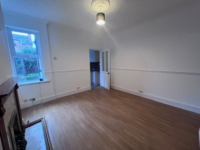 53 Hamilton Road dining room.jpg