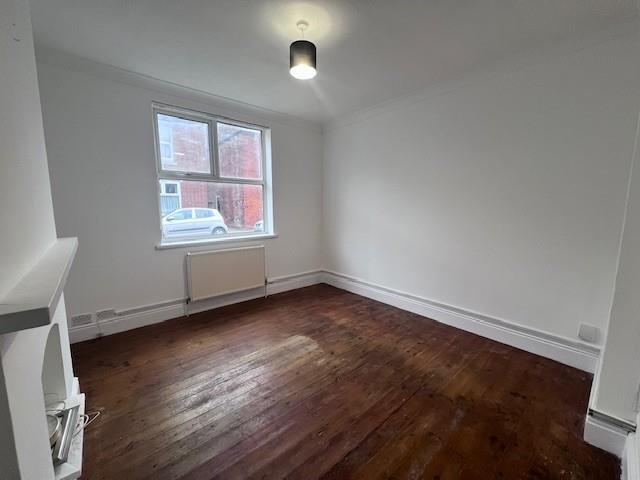53 Hamilton Road lounge.jpg
