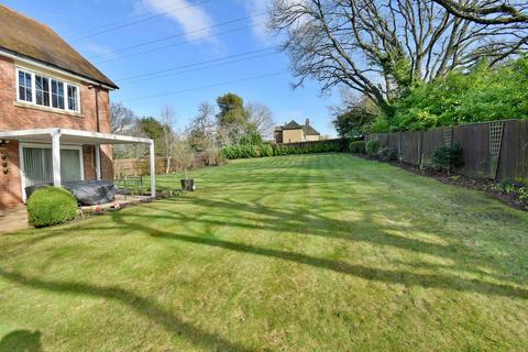 5 bedroom detached house for sale, Brickyard Lane, Ferndown, BH22
