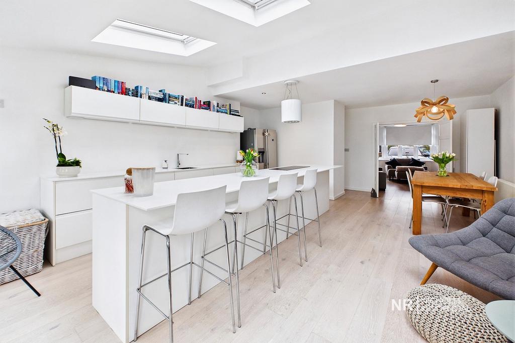 Breakfast Bar Area