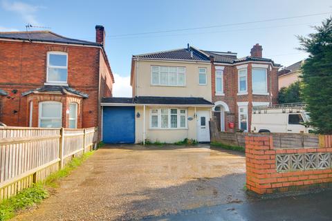 3 bedroom semi-detached house for sale, ST DENYS! NO FORWARD CHAIN! BACKING ONTO RIVER ITCHEN!