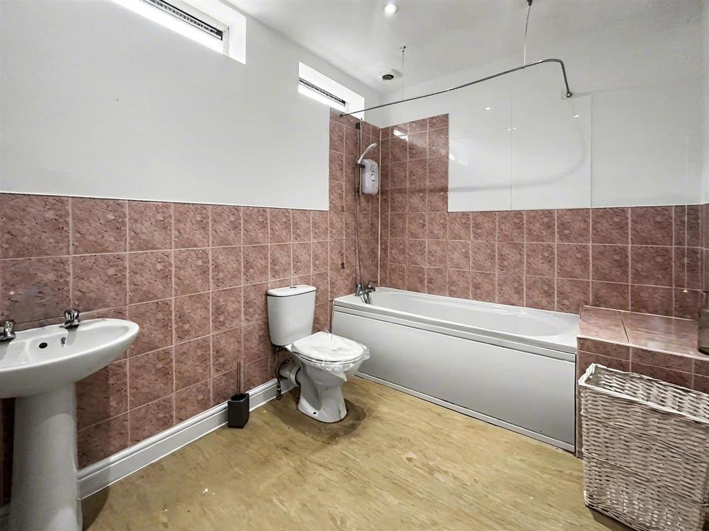 010 WC.jpeg