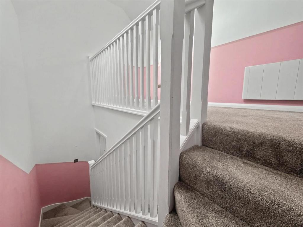 03 003 Stairwell.jpeg