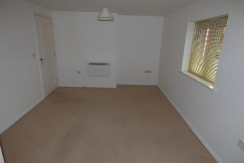 1 bedroom terraced house to rent, Charnos Street, Ilkeston. DE7 4FT