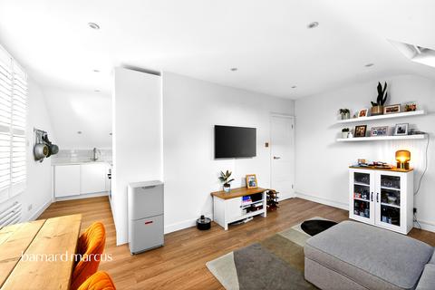 2 bedroom flat to rent, Fassett Road, KINGSTON UPON THAMES