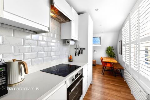 2 bedroom flat to rent, Fassett Road, KINGSTON UPON THAMES