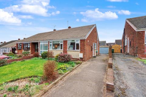 3 bedroom bungalow for sale, Wyvern Grove, Cannock