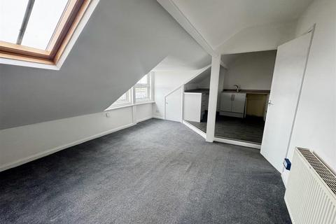 undefined, Albemarle Crescent, Scarborough