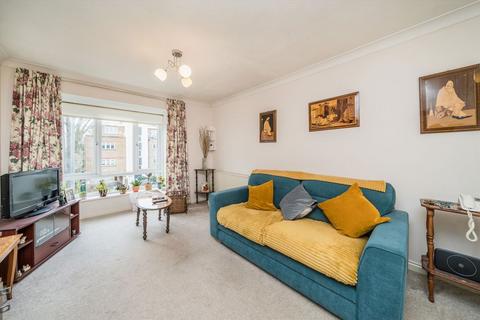 undefined, Kingston Road, New Malden KT3