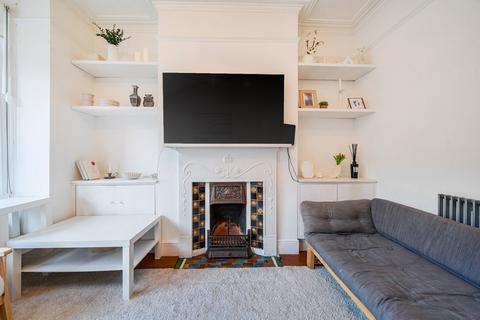 2 bedroom apartment for sale, Valetta Road, London