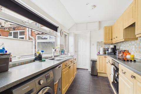 3 bedroom terraced house for sale, Scarborough Road, East Riding of Yorkshire YO25