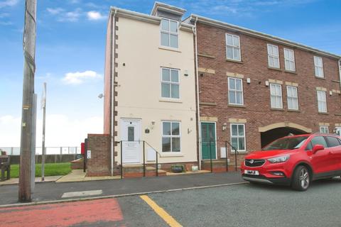 4 bedroom end of terrace house for sale, The Mews, Main Street, Paull, Hull, East Riding of Yorkshire, HU12 8AL