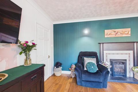 3 bedroom terraced house for sale, Hathersage Road, Hull, HU8 0EL