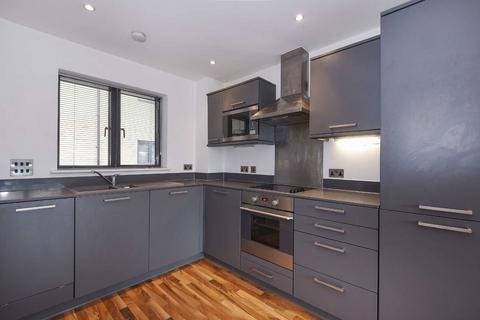 1 bedroom flat to rent, Copenhagen Street, London N1