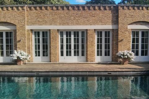 5 bedroom terraced house to rent, Goldhawk Road, W12