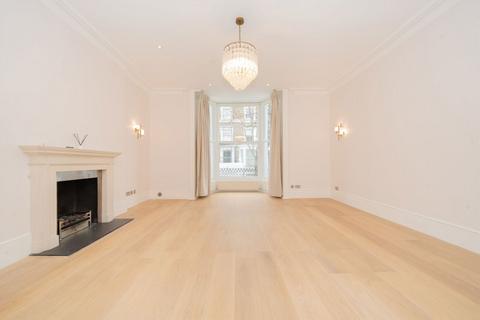 3 bedroom flat to rent, Lower Addison Gardens, London W14