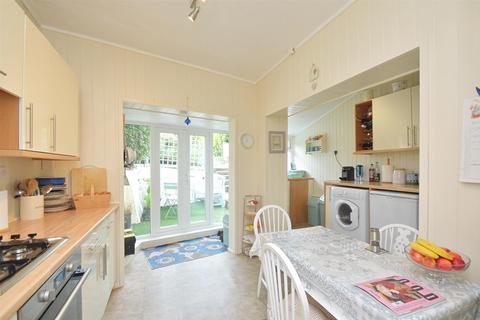 2 bedroom terraced house for sale, FAR REACHING VIEWS * BRADING