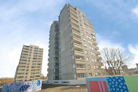 Hartslock Drive, London, SE2