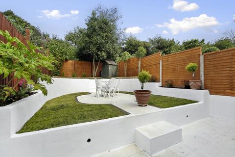 4 bedroom house to rent, Savona Close, Wimbledon, SW19