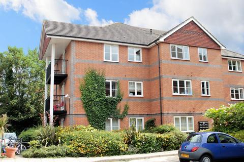 2 bedroom apartment to rent, Farringdon Court, Reading RG1