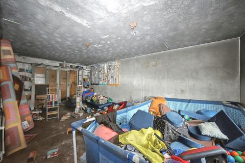 4 bedroom end of terrace house for sale, 464 Warrington Road, Wigan, WN3 6QF