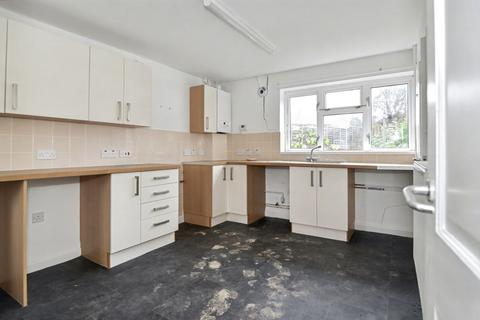 3 bedroom semi-detached house for sale, 14 The Crescent, Brimington, Chesterfield, S43 1AZ