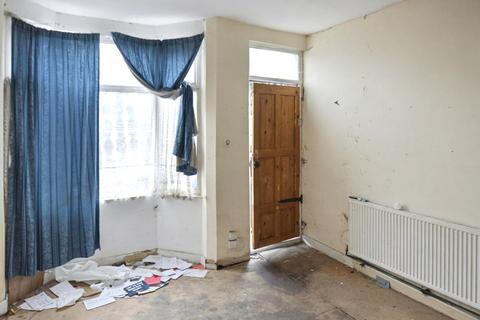 2 bedroom end of terrace house for sale, 303 Foleshill Road, Coventry, CV1 4JX