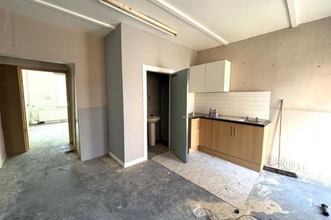 3 bedroom terraced house for sale, 80 Wakefield Road, Kinsley, Pontefract, WF9 5EH