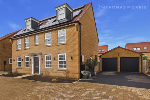 5 bedroom detached house for sale, Jordan Close, Huntingdon PE29