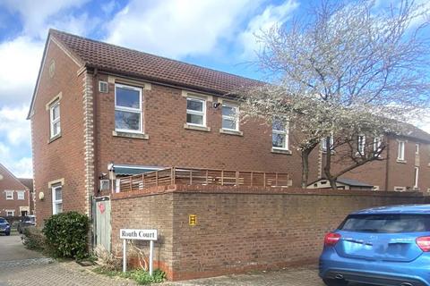 undefined, 14 Routh Court, Feltham, TW14 8SJ