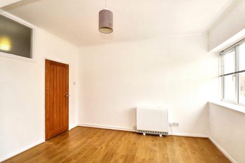 2 bedroom flat for sale, 14 Northumberland Court, Northumberland Avenue, Margate, CT9 3BS