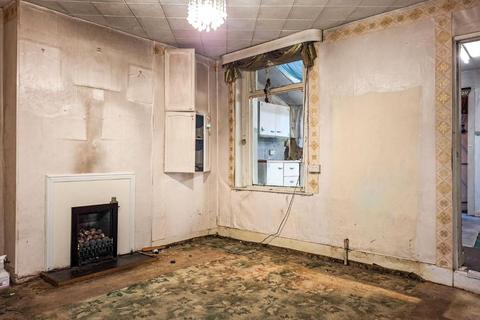 3 bedroom end of terrace house for sale, 15 Widred Road, Dover, Kent, CT17 0BT