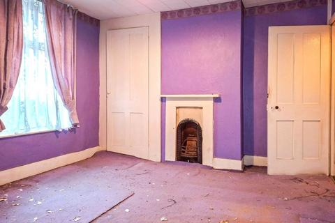 3 bedroom end of terrace house for sale, 15 Widred Road, Dover, Kent, CT17 0BT